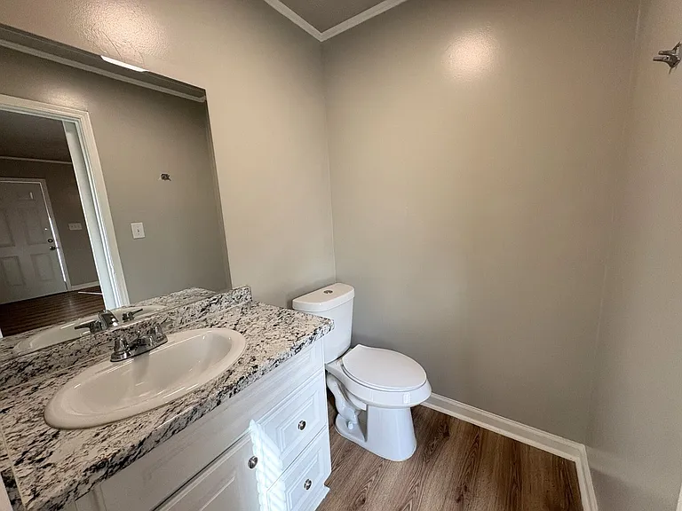 355 Sunset Dr #C — Photo 6