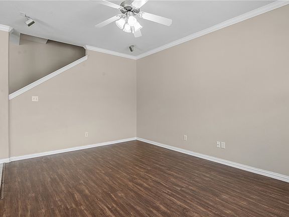 3rd image of 1001 Krenek Tap Rd APT 801