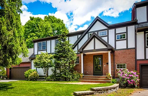 33A Oak St #33A Photo 1