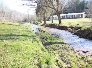 648 Tottys Bend Loop, Duck River, TN 38454