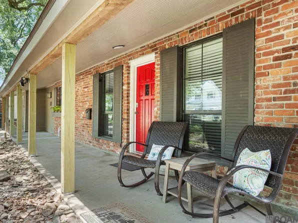 667 College Hill Dr, Baton Rouge, LA 70808