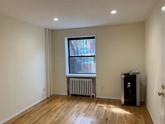 Rented by Compass | media 3