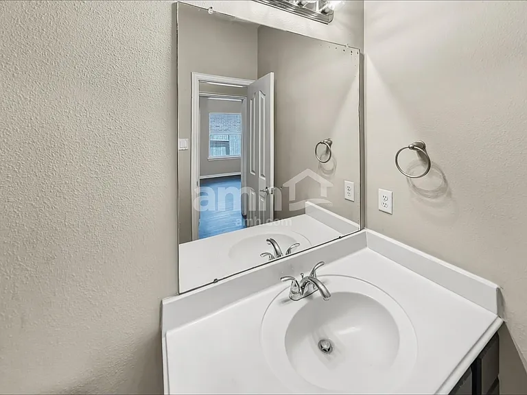 28914 Hidden Lake Ct W — Photo 13