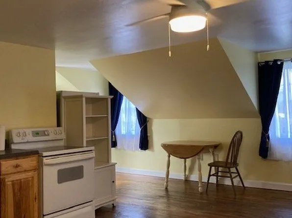 1472 Washington St #A, Lewisburg, WV 24901