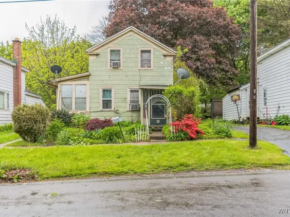 36 Varick St, Oswego, NY 13126