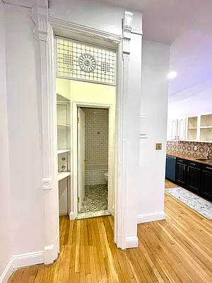 Rented by Compass | media 7