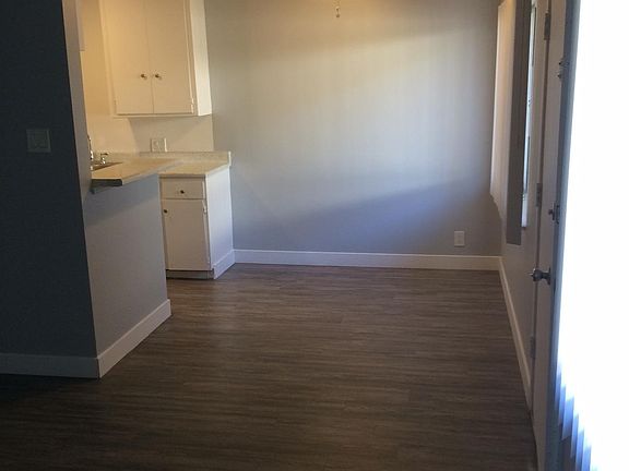 5th image of 1006 S Osage Ave #5