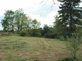 39 Fire Rd, Burgettstown, PA 15021