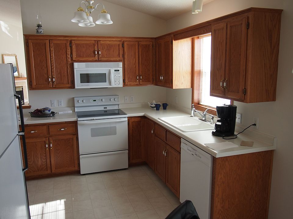 1st image of 192 Wedgewood Dr