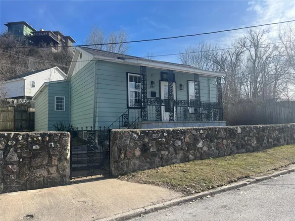 323 Fulton Ave, Hannibal, MO 63401
