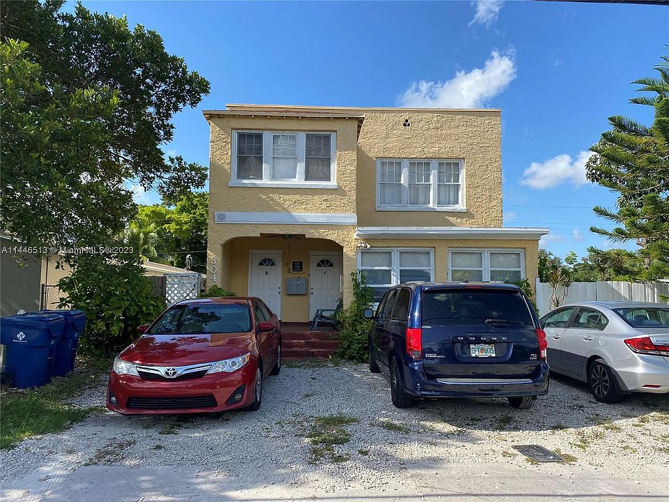 1st image of 304 SW 20th St #B