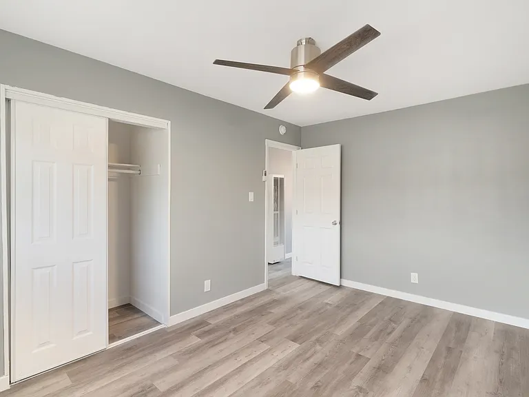 816 E Pleasant St #B — Photo 11