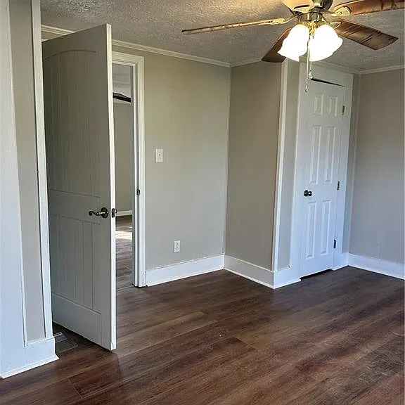 617 Cassville Rd — Photo 12