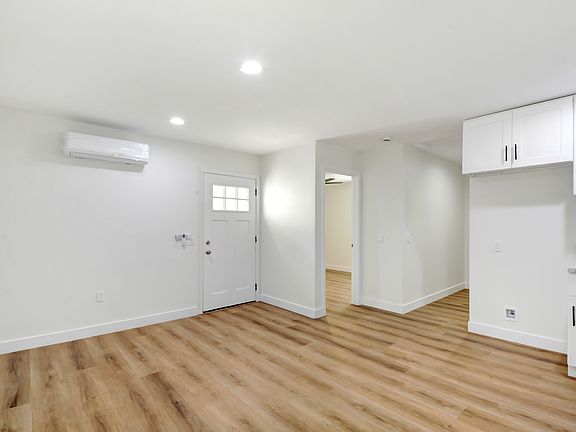 3rd image of 16235 Merrill Ave #2