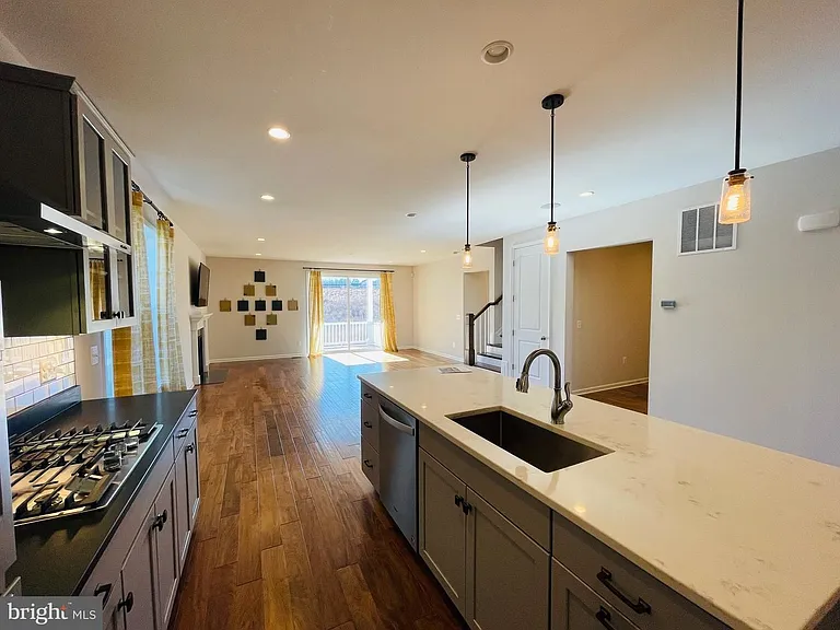 508 Sourwood Ct — Photo 31