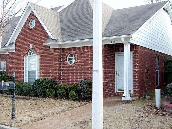 1st image of 1256 Oak Creek Dr #0