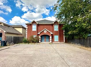 1916B S 15th St, Waco, TX 76706