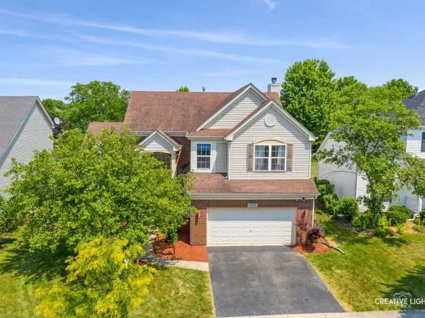 1S055 W Burnham Ln, Geneva, IL 60134