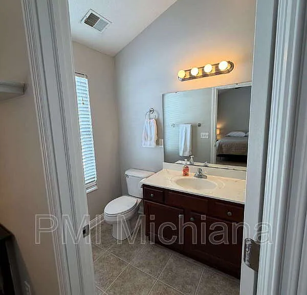 129 Clancey St — Photo 14