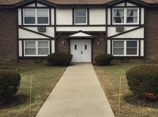 22960 N Apple Hill Ln APT 109, Lincolnshire, IL
