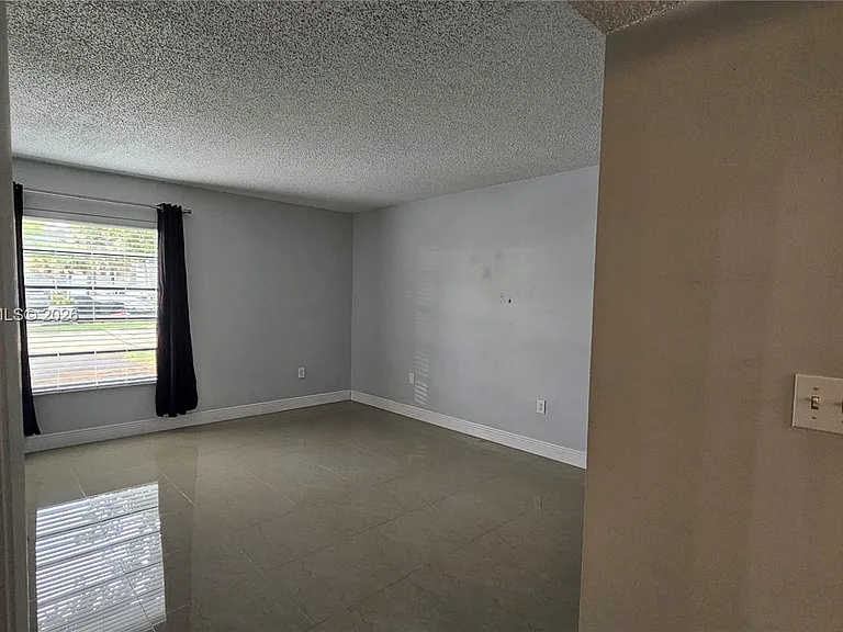 5800 SW 127th Ave #2103 — Photo 21