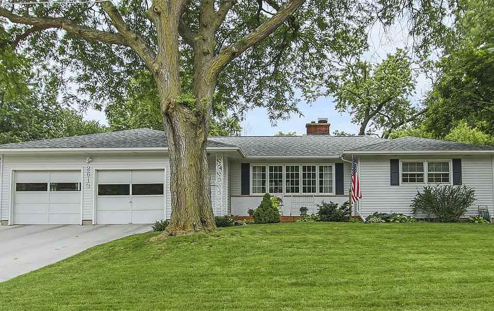 1st image of 2613 Saratoga Dr