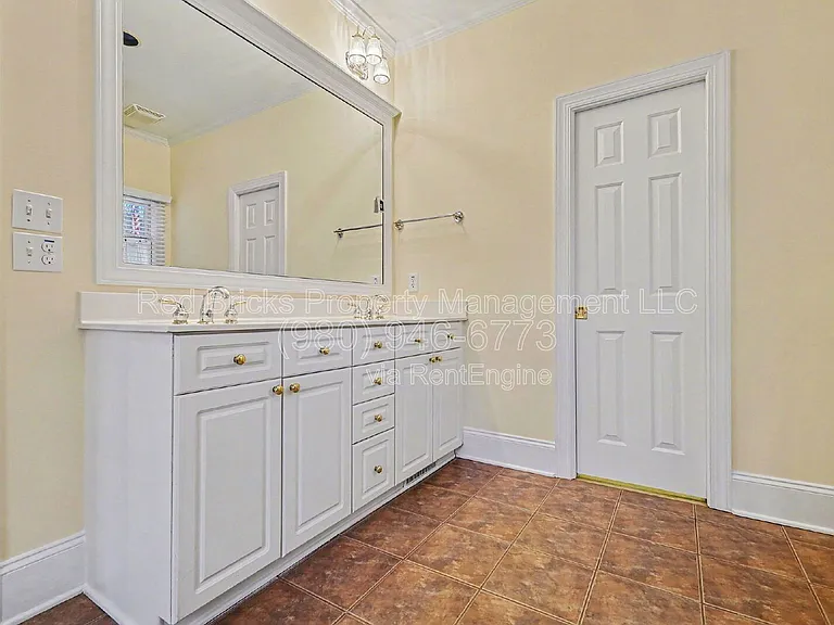 1760 Jacobs Way — Photo 13