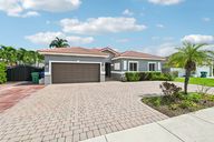 SW 184th St-S2308-001.jpg