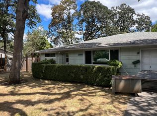 1355 Willagillespie Rd, Eugene, OR 97401