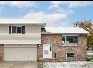 97 Fenton St, Saint Paul, MN 55117