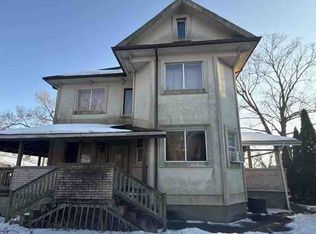 701 E Main St, Cornell, IL 61319