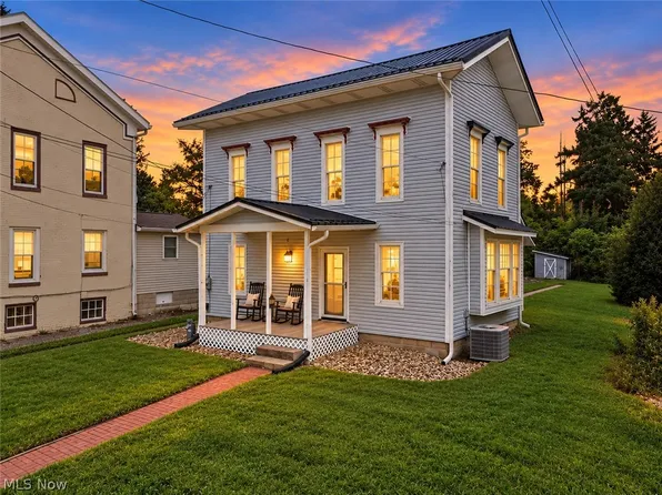 190 W Main St, Smithville, OH 44677