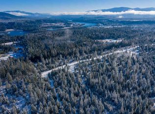 701 Happy Trails Ln, Newport, WA 99156