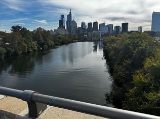 423 N 32nd St APT 1, Philadelphia, PA 19104