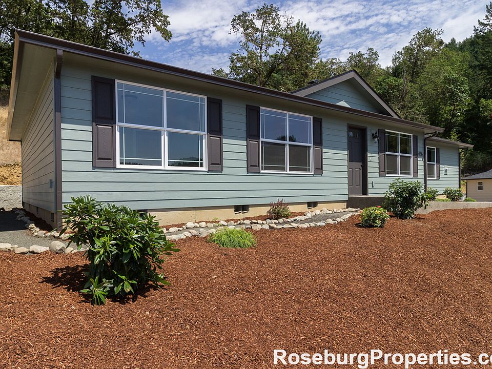 656 Brooks Loop Sutherlin