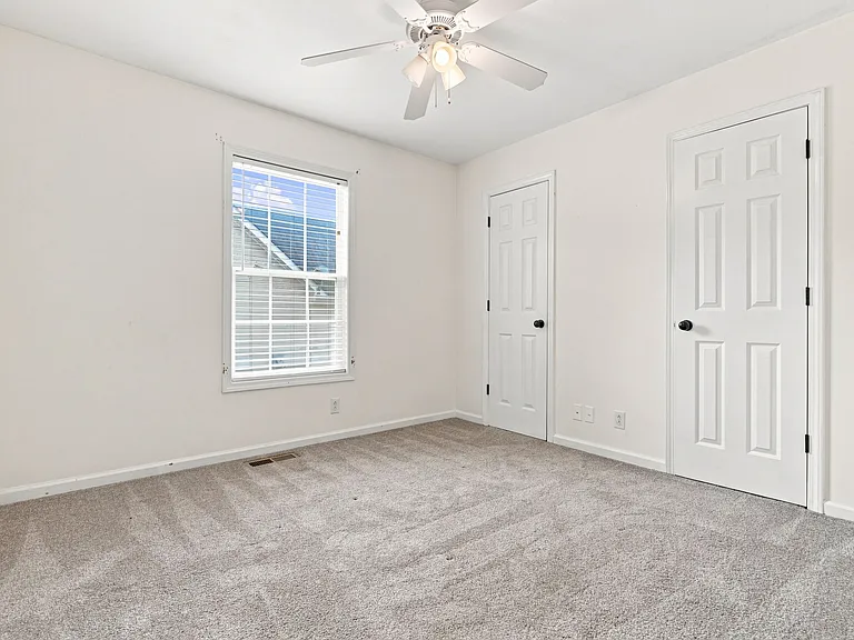 1524 Cedar Springs Cir — Photo 9