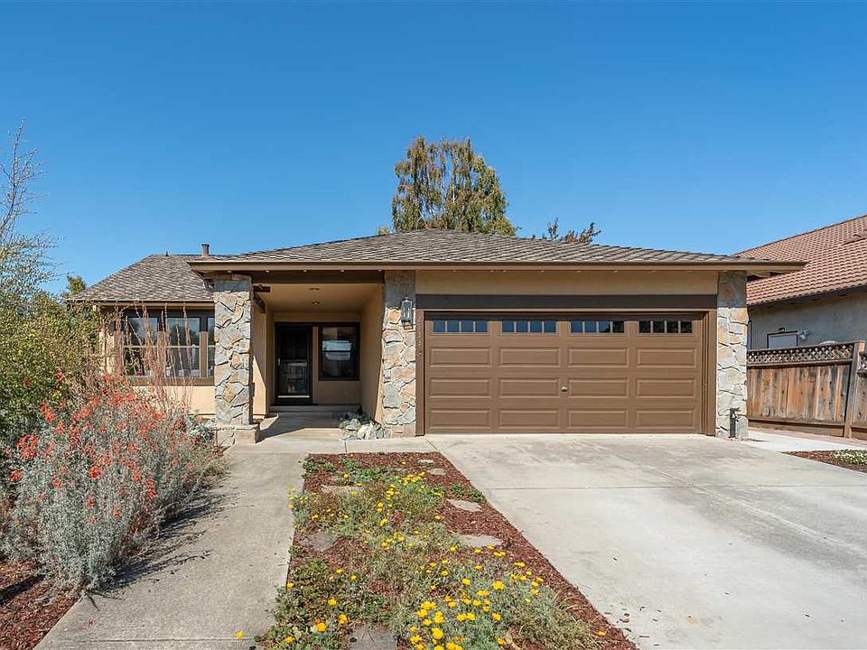 1st image of 2733 Cormorant Ct