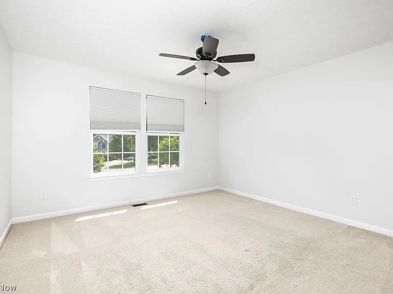 3876 Bosworth Dr — Photo 18