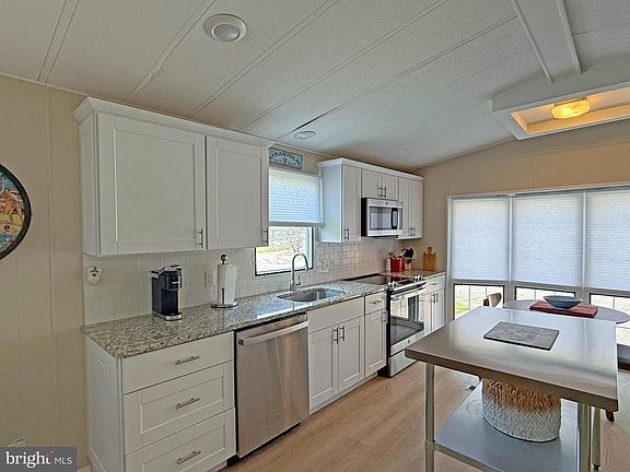 5th image of 26 Sunnyfield Rd #E-15