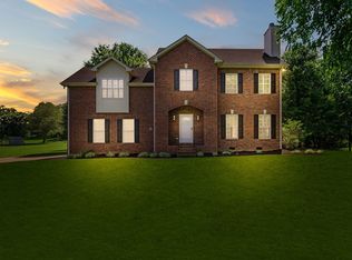 1204 Corlew Dr, Burns, TN 37029