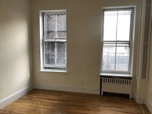 Rented by Waverly Realty Associates | media 9