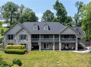 146 Woodbury Dr, Sarver, PA 16055