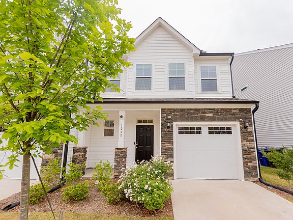 2nd image of 1048 Arbor Edge Ln