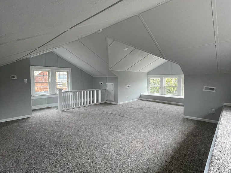 747 Shirley Ave — Photo 3