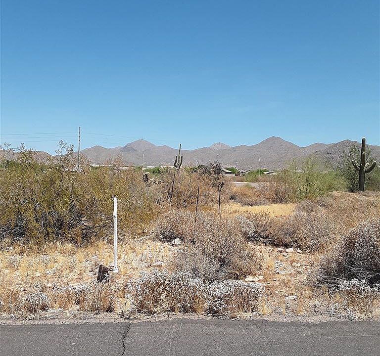 1st image of 10580 N 125th Way