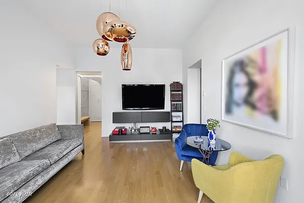 Sold by Corcoran | media 19