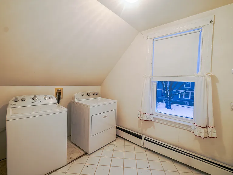 76 Walnut St — Photo 32