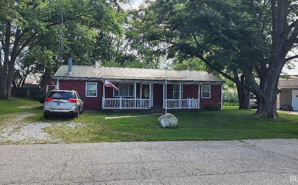 1st image of 605 N Darcy Dr