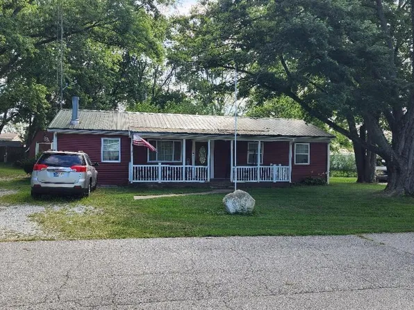 605 N Darcy Dr, Oxford, IN 47971