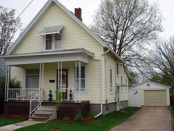 1st image of 234 Blaine Ave